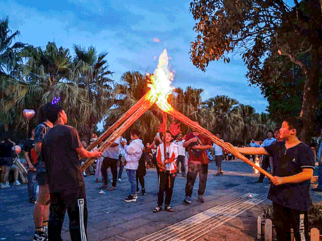 全民直播火把节今晚整个罗平都在沸腾