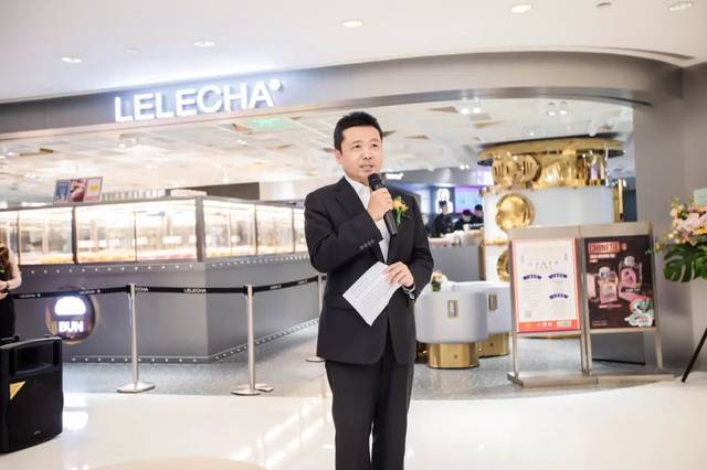 楽楽茶品牌创始人兼ceo王建先生在致辞中表示,期待国贸商城店可以将楽