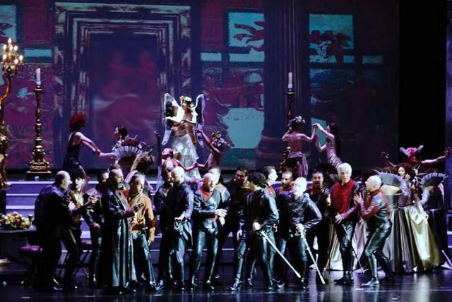 歌剧泰斗最得意之作弄臣昆明首演世界名曲咏叹调惊艳四座