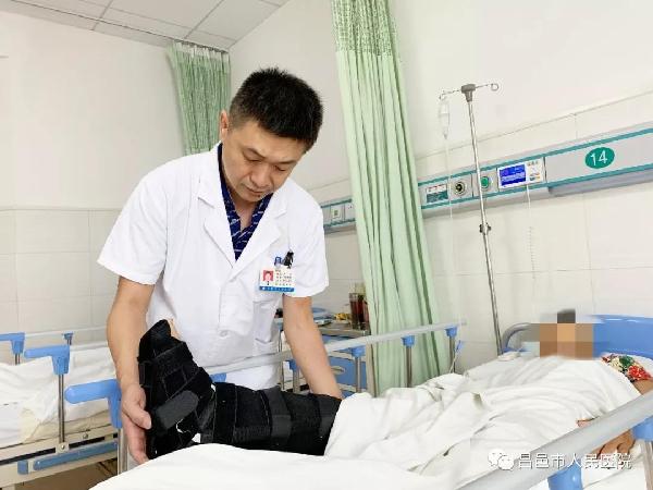 挺直患者脊梁记昌邑市人民医院优秀中青年业务骨干卢斌