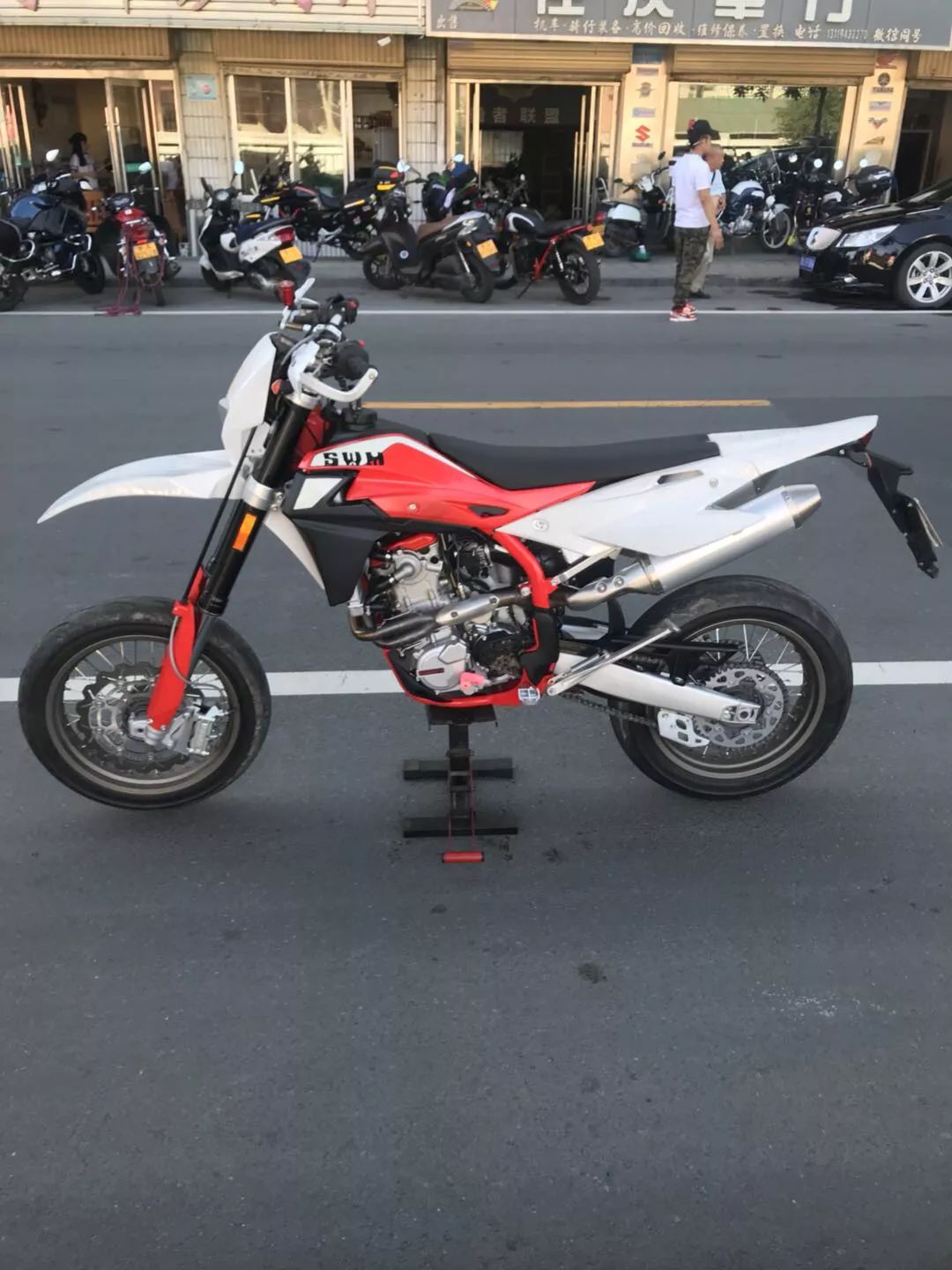 转让 | 胡斯瓦纳swm500r 意大利原装进口