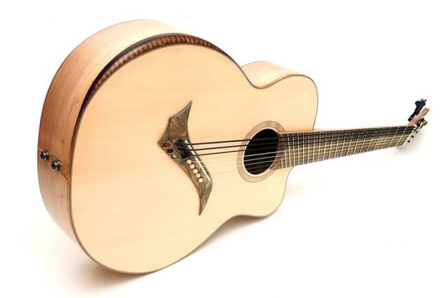 人类欲望催生的扇品吉他到底有什么用我来告诉你