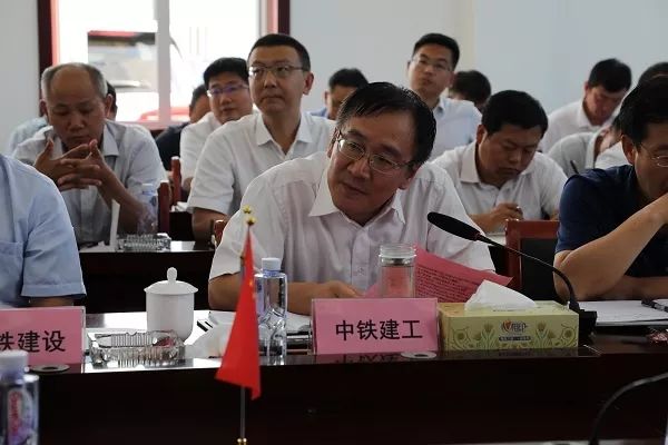 中铁建工集团副总经理孟庆军集团公司副总经理孟庆军向大西铁路客专