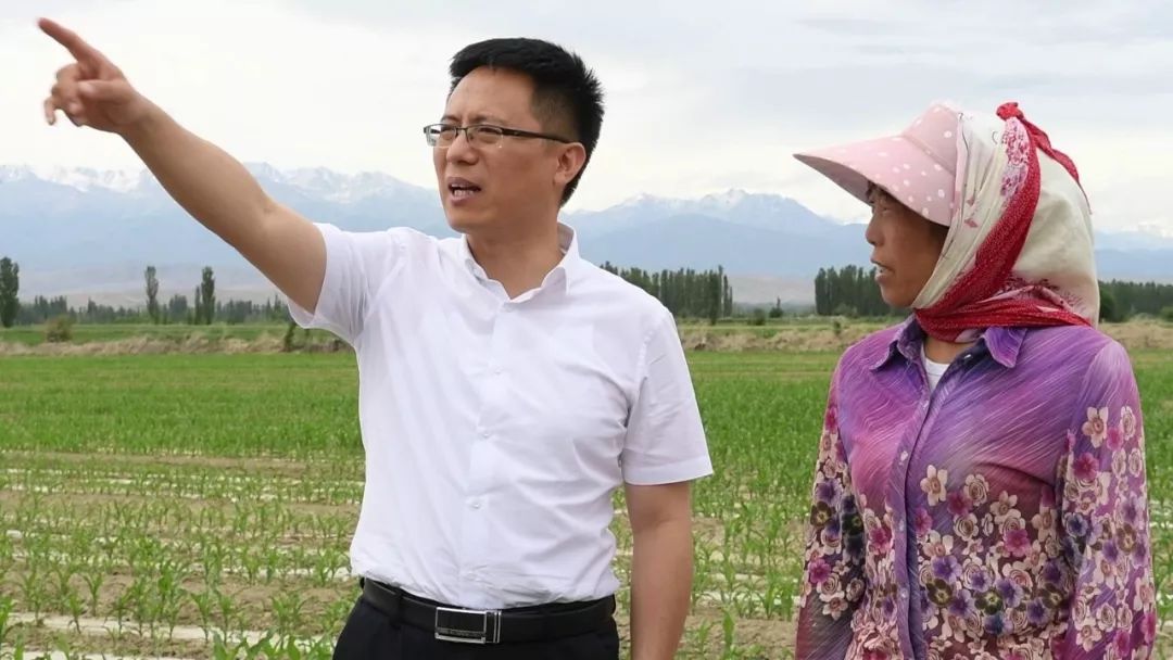 工作者们送上我们一万分的敬意(记者曹华动图制作潘美娟)-end-来源