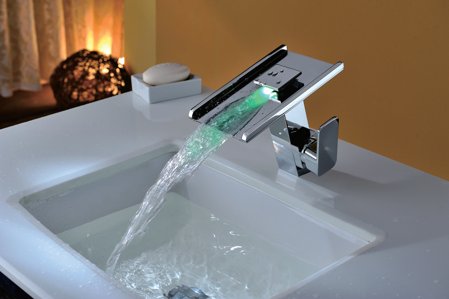 见色知温,点滴关怀丨汉逊led变色水龙头系列幻彩登场_颜色