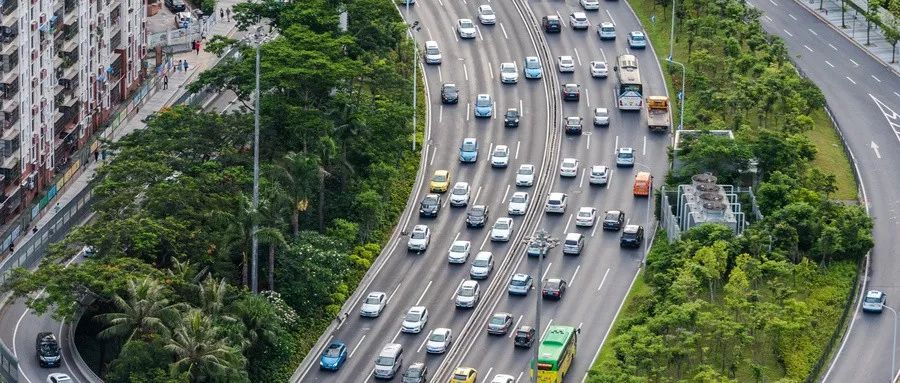 粵a車主請注意深圳最新限行規定發佈開得慢也要罰