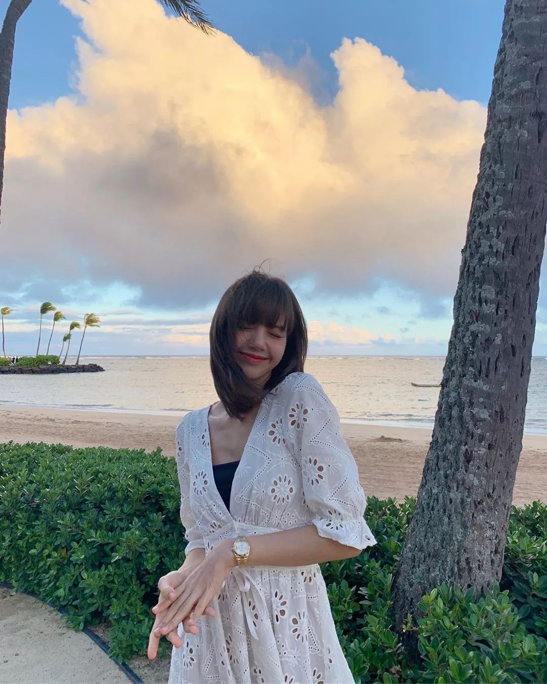 潮搭汇丨lisa卡皇等韩国爱豆教你夏日郊游最出片的造型