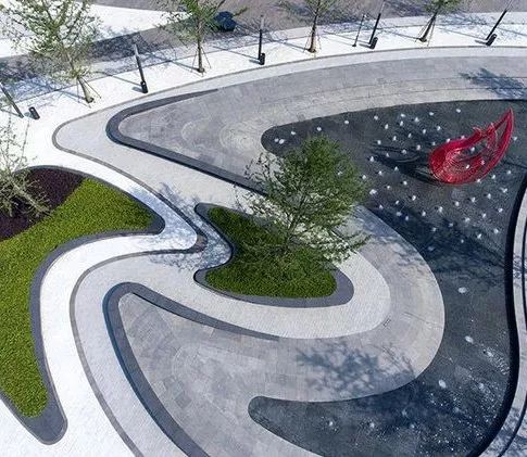 曲线造景vs折线造景,哪个更动人?_景观