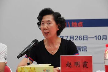 (自治区文化和旅游厅赵明霞副厅长发表讲话)开幕式结束后,各参展嘉宾