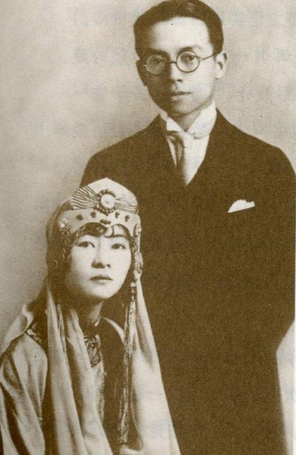 旧影手迹映出的一派清凉梁思成林徽因文献展源流呈现