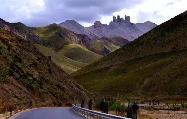 川藏中线s303省道一条鲜为人知风景不输川藏南线的进藏公路