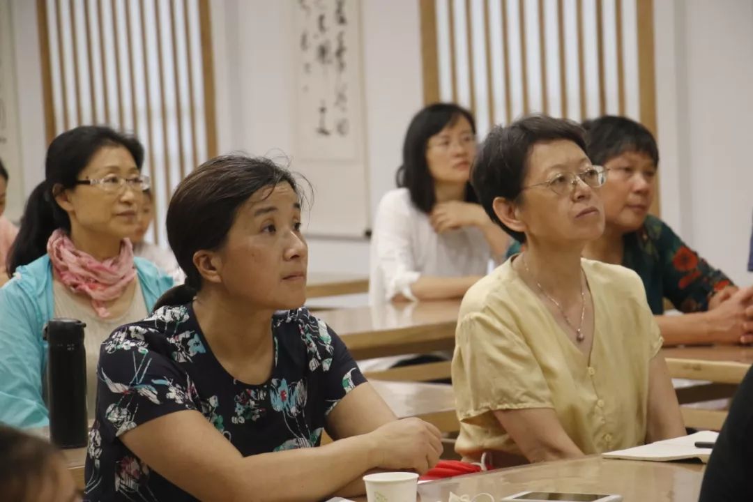 陈圣宇老师说:水文化是智者文化,具有活泼灵动的特性.