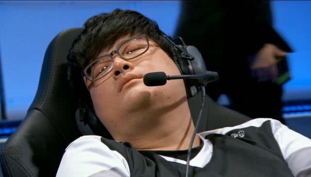 皮肤冠军之隐和faker相似度99%,劫成就了李哥却毁了他!_岳伦