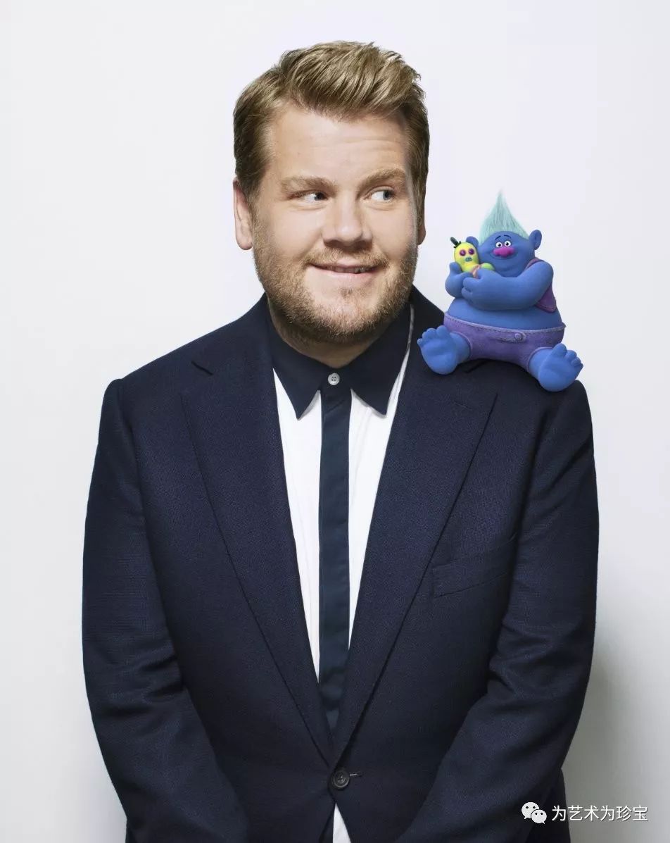 詹姆斯·柯登(james kimberley corden),英国演员,歌手,主持人,主持