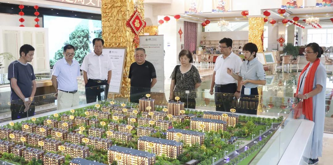 济南亚康力诺生物工程有限公司董事长王亚农一行领导莅临金柱控股参观