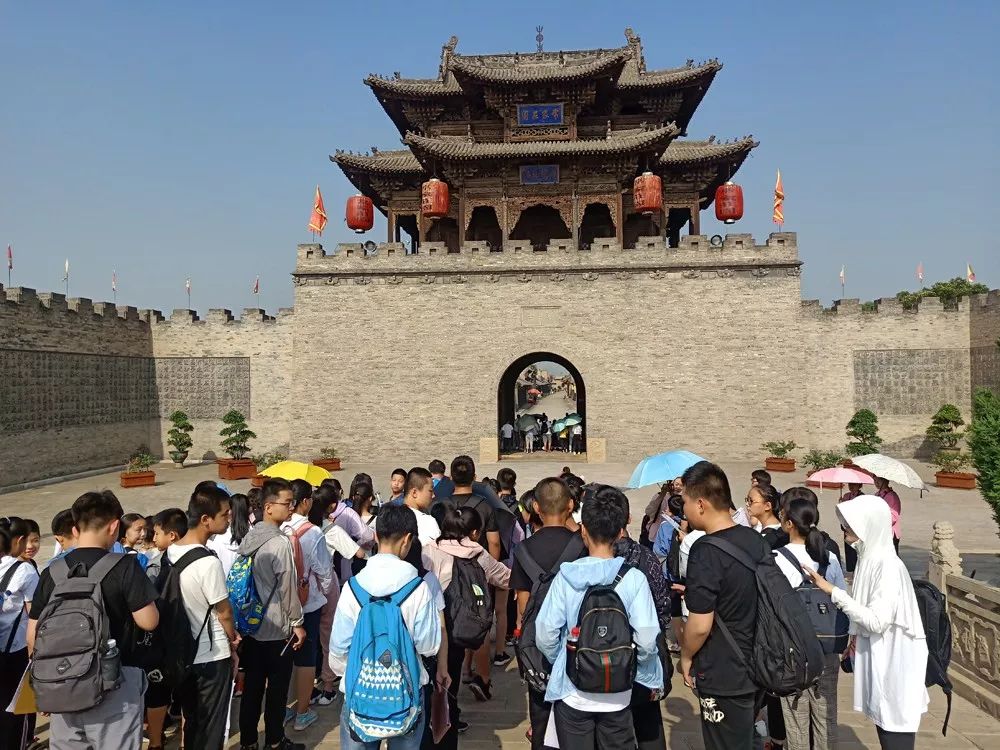 行走的课堂交城四中常家庄园研学之旅