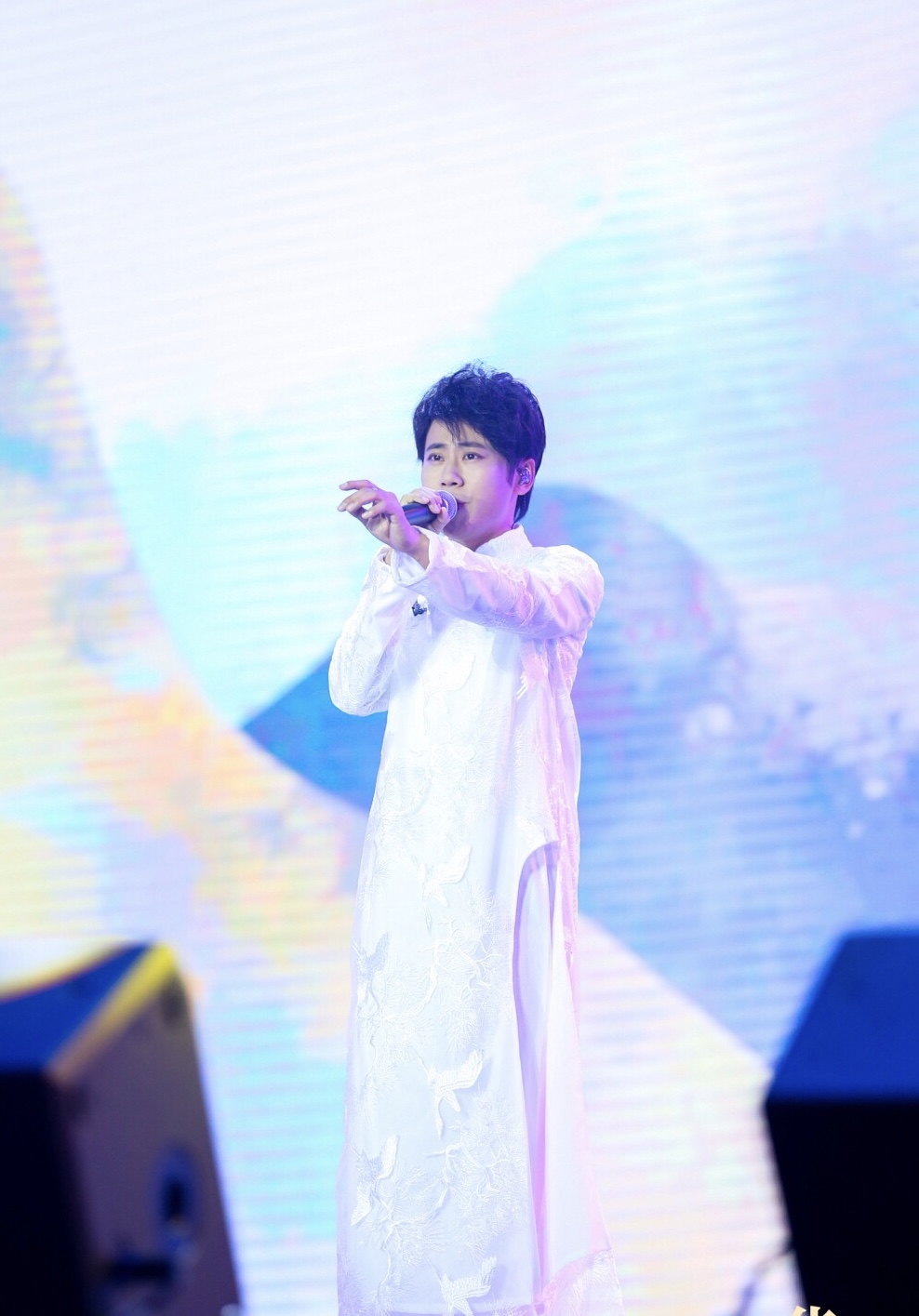 孙霄磊国风音乐盛典演绎无损高清音质温柔声线听醉观众