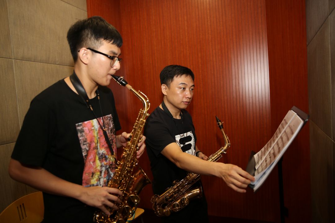 华发音乐2019珠海萨克斯大师班圆满闭幕近百名管乐青年满载而归