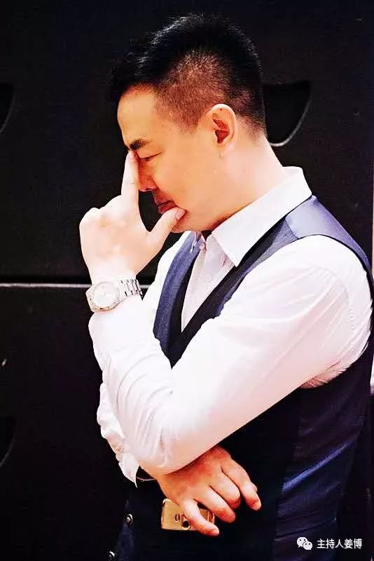 姜博听说巨蟹座在八月锦鲤附体全方位开挂这肯定是真的