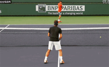 你跟费德勒的截击到底差了多远?