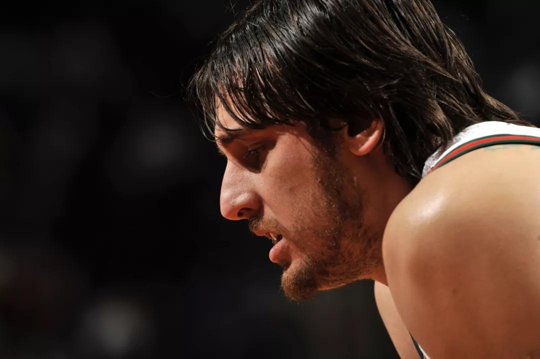 还没完再度挑衅中国网友博古特在社交平台上回应nmsl