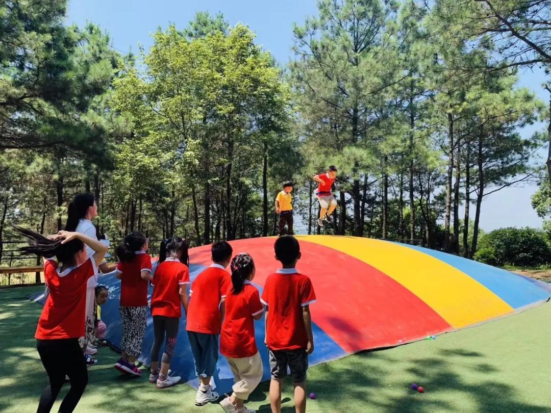 大型少儿户外真人秀超级小皖童走进杏花村文化旅游区梅洲晓雪景区