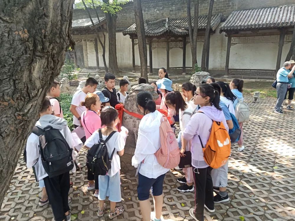 行走的课堂交城四中常家庄园研学之旅