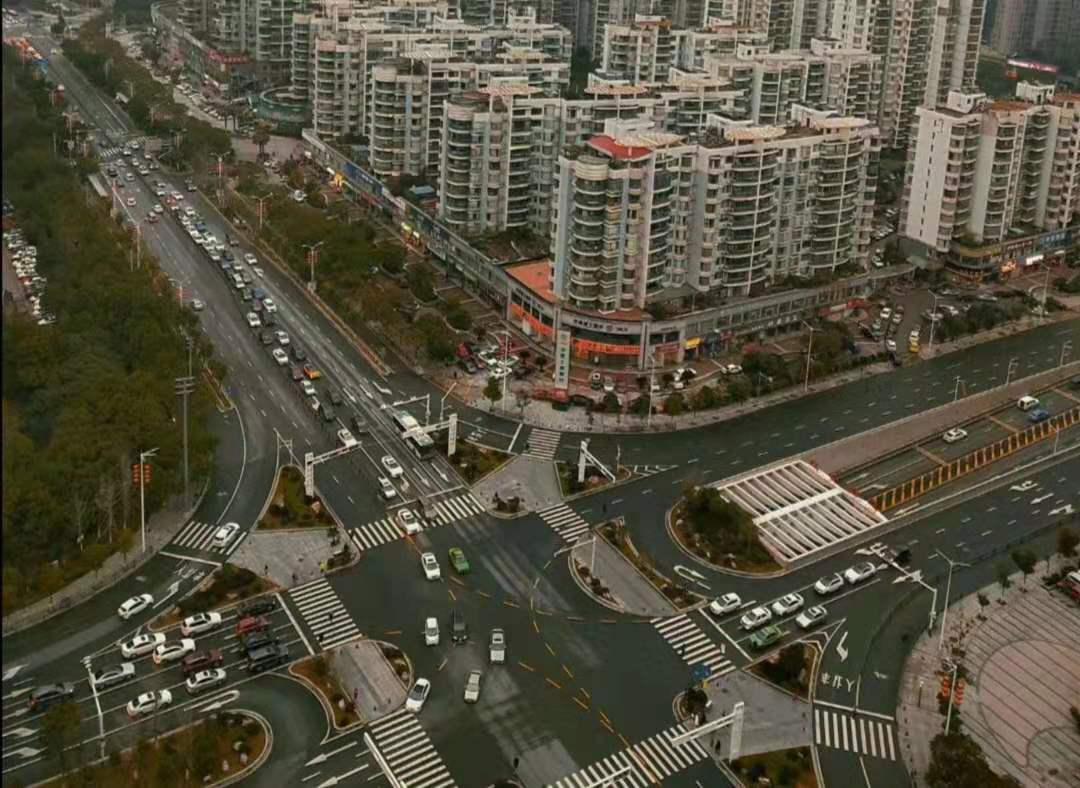 中国最炎热的十座城市,当地人都热得受不了,夏季旅游尽量避开