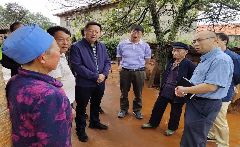 務德鎮調研農村飲水安全問題國家水利部調研組到