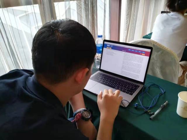 本次依旧请来了天津新东方学校国外部总监高磊老师