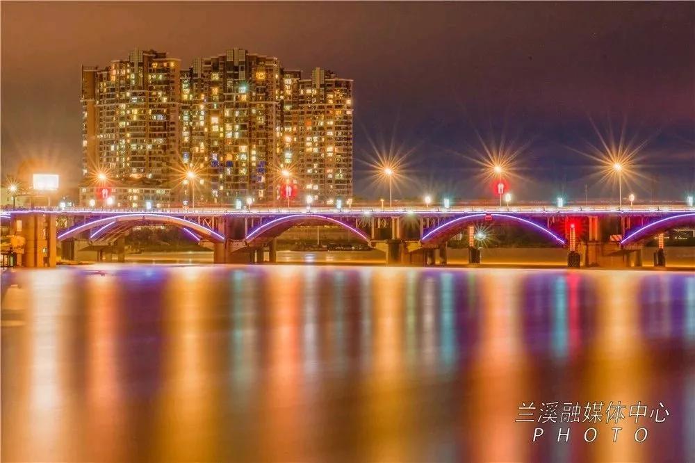 《银河补习班》选择兰溪为拍摄主场景,并不只是为了一碗牛肉面