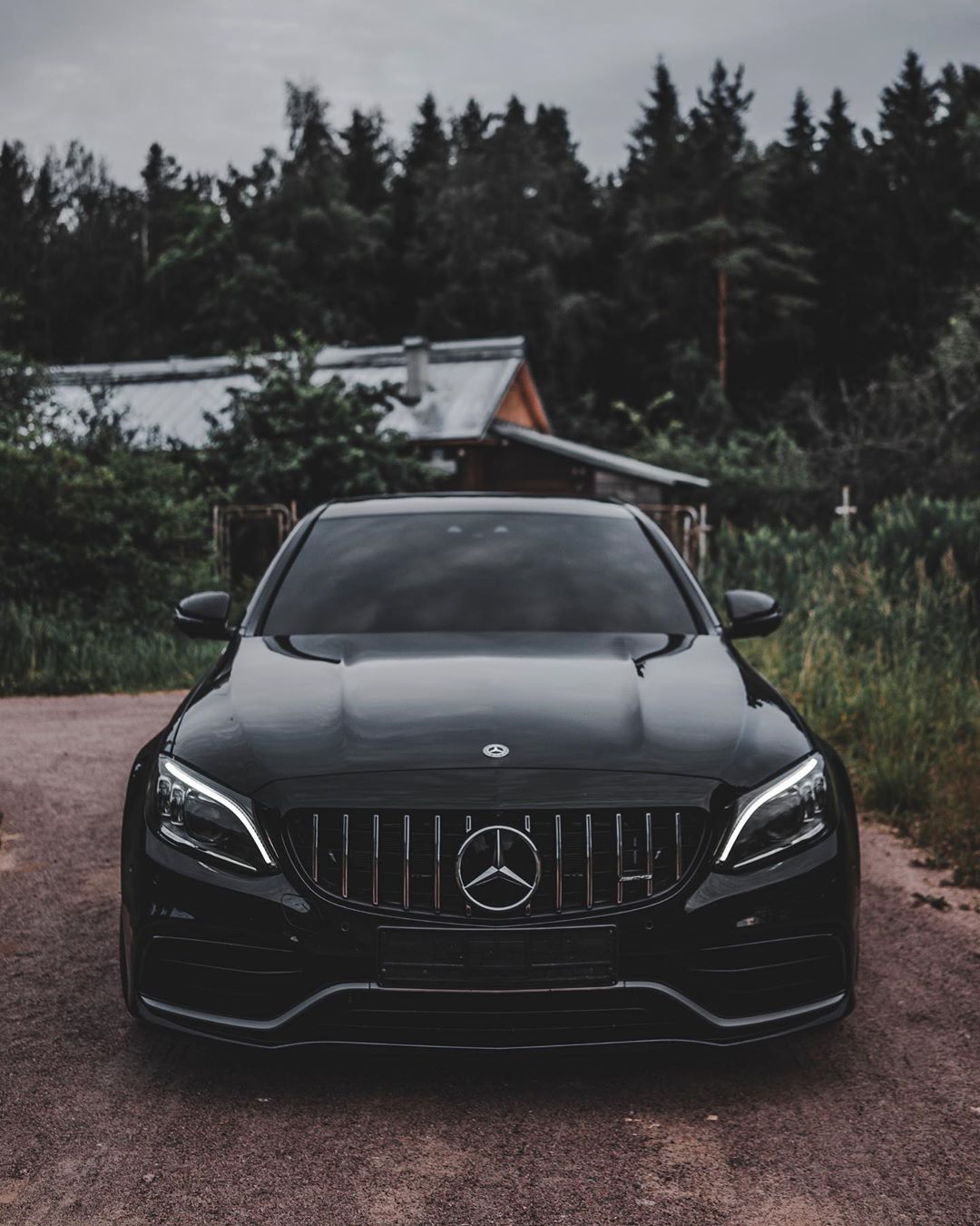 大气优雅的豪华风格 梅赛德斯amg c63s海外实车