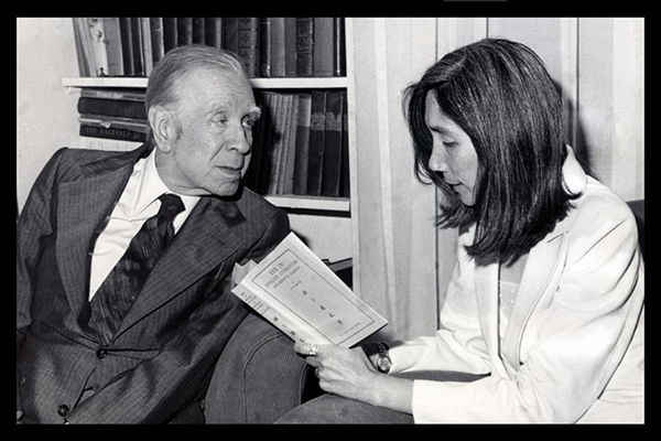 博尔赫斯和遗孀儿玉旅行摄影巡回展当作家环游世界