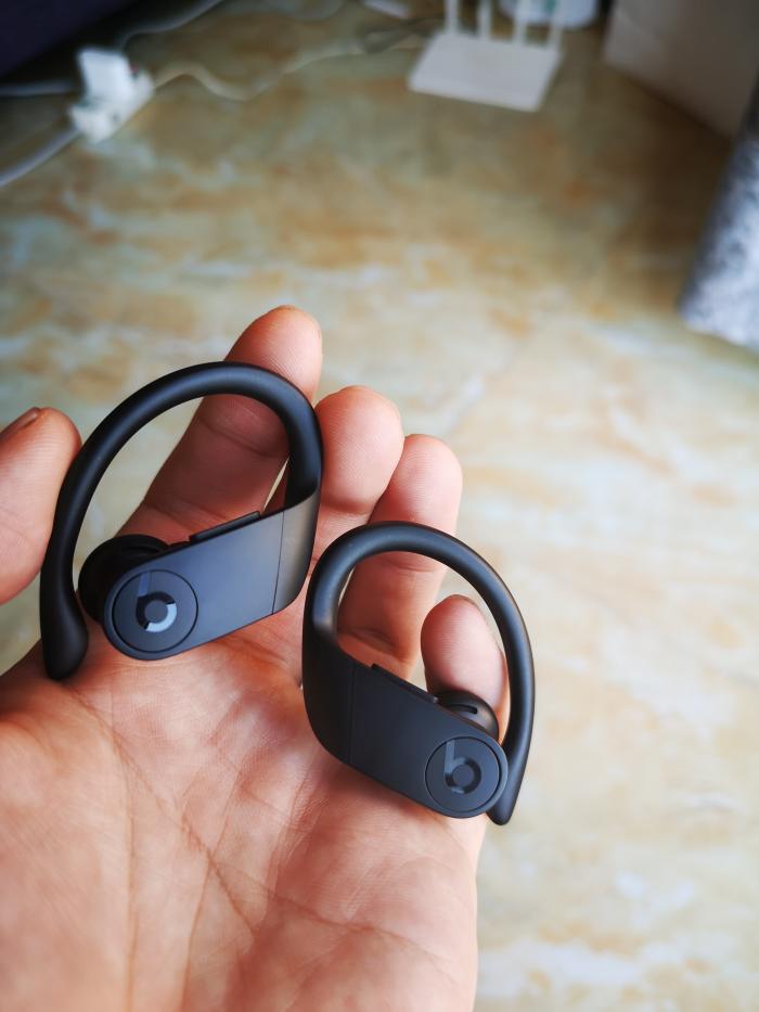 beats powerbeats pro真无线蓝牙运动耳机评测真假辨别梦之蓝海心