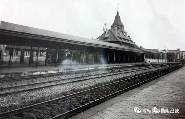 青岛火车站老照片图片