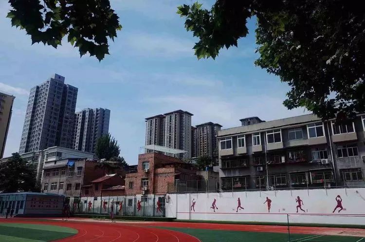 奋进十中毕业季不负韶华不负母校不负青春不负师恩致高2019届6班