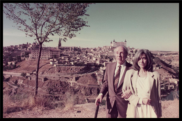 博尔赫斯和遗孀儿玉旅行摄影巡回展当作家环游世界