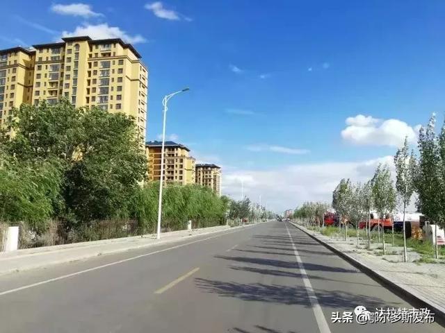 达拉特旗街道亮化进行时,让老百姓舒心也放心