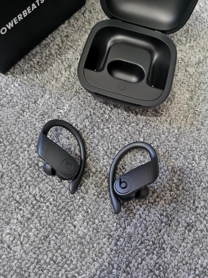 beats powerbeats pro真无线蓝牙运动耳机评测真假辨别梦之蓝海心