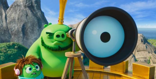 伦纳德(绿猪王)看上去蠢萌但其实超爱捣蛋的绿猪们的首领,它们来到