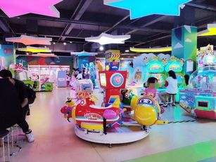 众客隆和平路店二楼淘气堡吧台地址:百货大楼南100米路西电话:0536