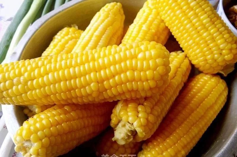 【美好生活】一盆烀苞米