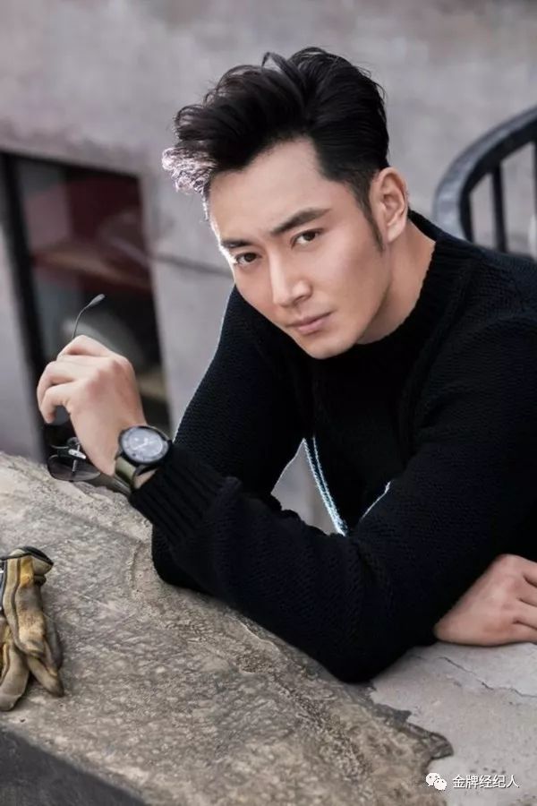 李东学:用专业素养稳步驾驭角色灵魂