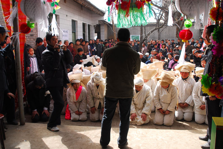 原创丧葬习俗十跪父重恩