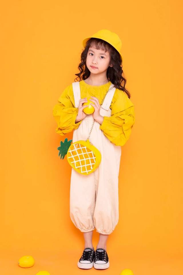 林雨馨打响2019超级小达人训练营集结号