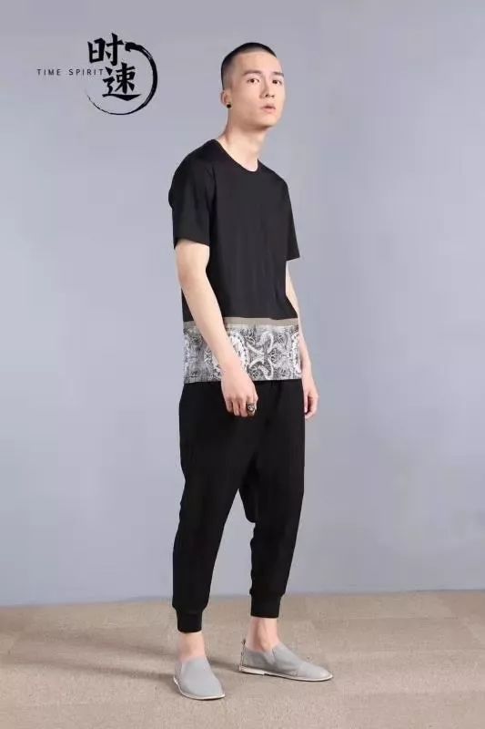 时速男装品牌感恩会全场买一送一