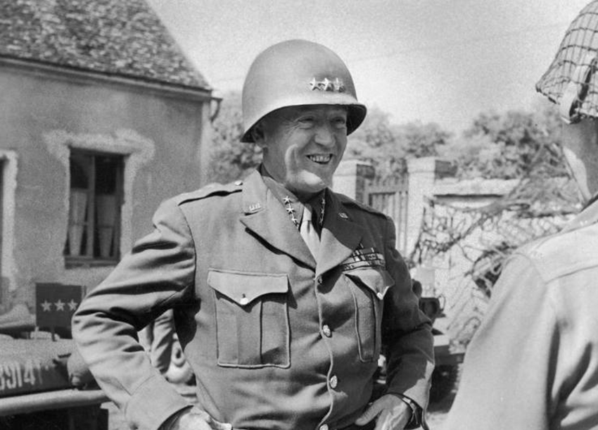 原创二战结束,巴顿将军因一场车祸去世,究竟是谋杀还是意外事故