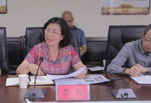 副校长黎梅以一封学校选派到广东省中医院实习的学生来信打开交流话题