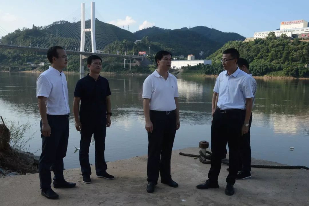 7月29日下午,市政府梁廉荣副市长来到延平区江南第