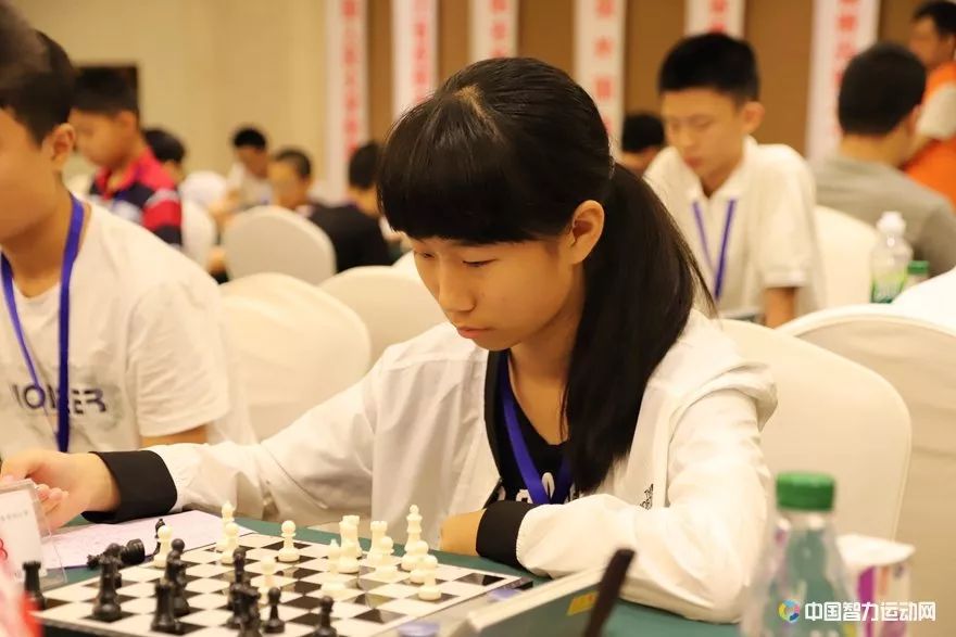 图集丨全国中学生国际象棋锦标赛次日战场